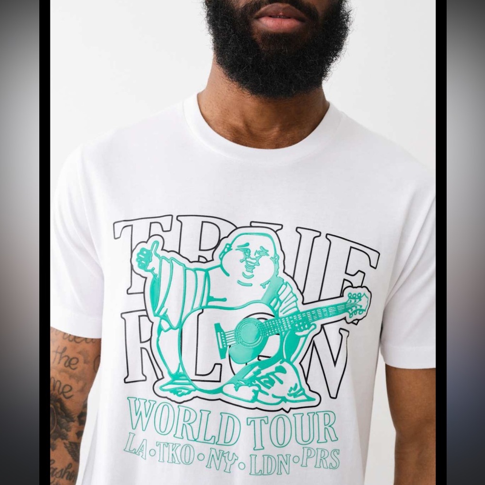 True Religion Silicone T-Shirt – Optic White – Size XL 🤍💚